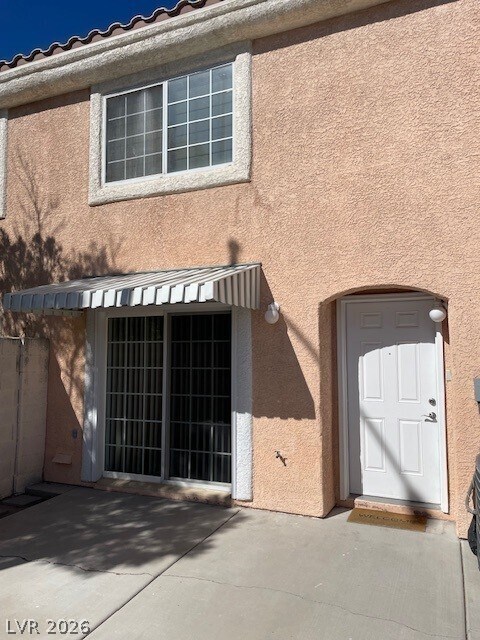 Foto del edificio - 8401 Sewards Bluff Ave