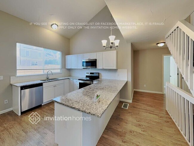 Foto del edificio - 3823 Dyanna Dr