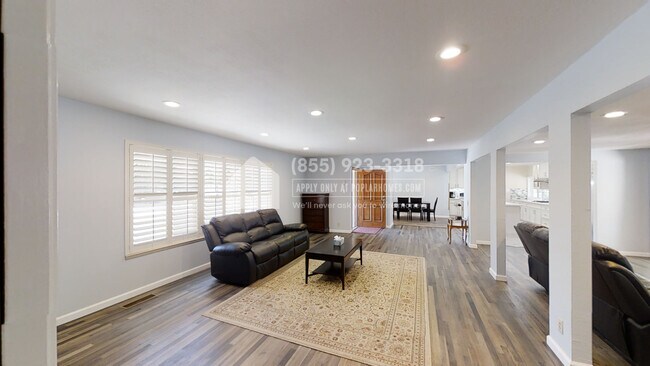 Building Photo - 338 Spar Ave