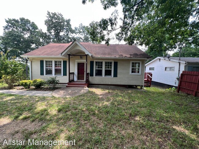 Foto del edificio - 3 br, 2 bath House - 156 Greens Lake Rd