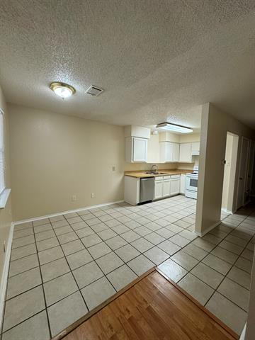 Foto del edificio - 7004 Lincoln Dr