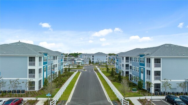 Building Photo - 1019 Dunson Park Blvd