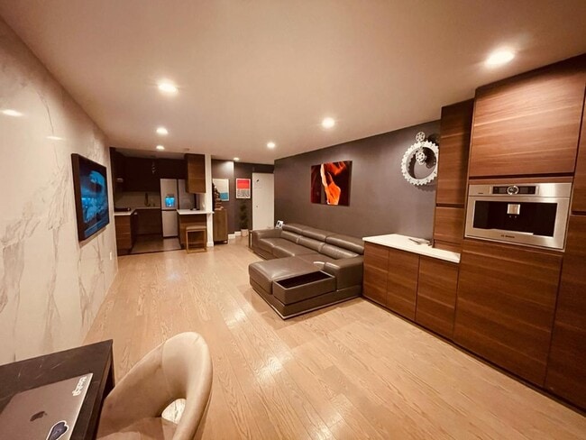 Living Room - 205 10th St