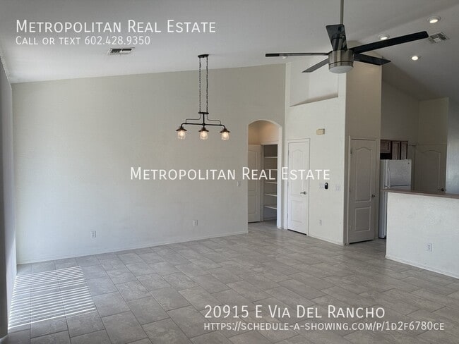 Building Photo - 20915 E Via del Rancho