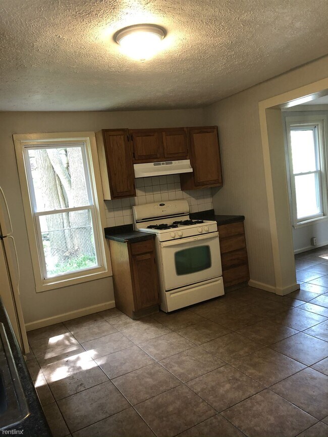 Foto del edificio - 3 br, 1 bath House - 1105 Baxter St SE