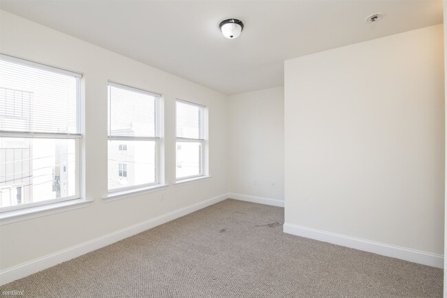 Foto del edificio - 3 br, 1 bath Duplex - 1910 N Gratz ST Unit B