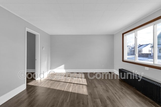 Foto del edificio - 765 Oliver St