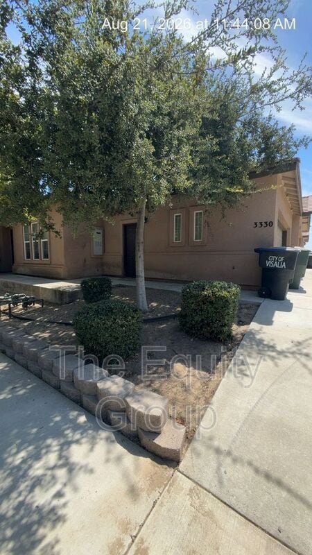Building Photo - 3330 Villa St