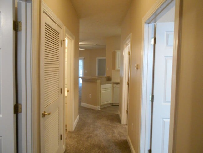 Foto del edificio - 3 bedroom, 2 bath condo at Fountain Pointe