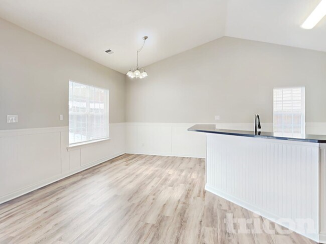 Building Photo - 153 Devon Forrest Dr