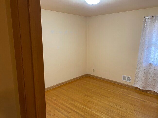 Foto del edificio - 6215 W Spencer Pl