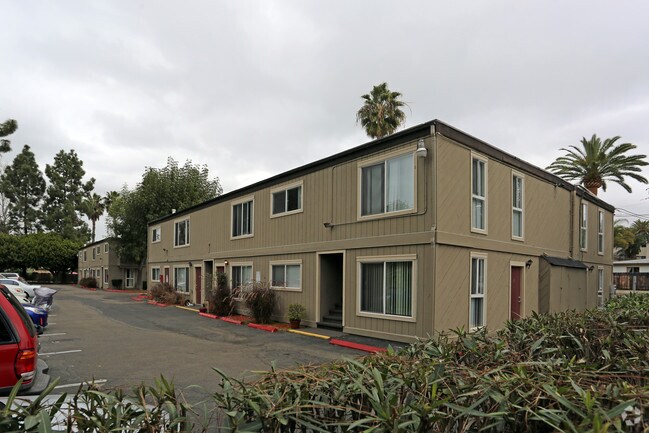 Solana Park - Solana Park Apartments