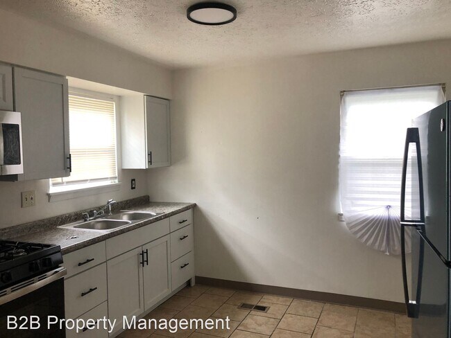 Foto del edificio - 5 br, 2 bath House - 3059 E. 73 St.