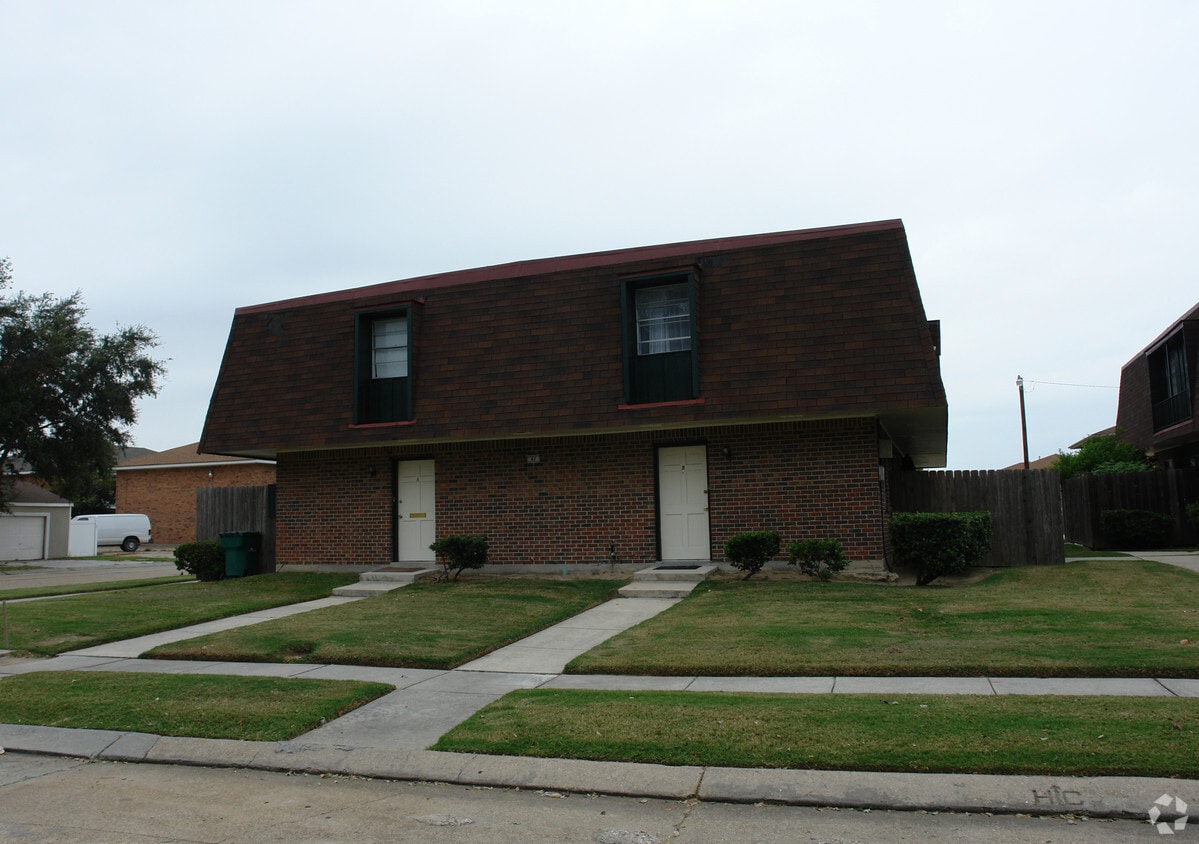 47 Antigua Dr, Kenner, LA 70065 Apartments in Kenner, LA