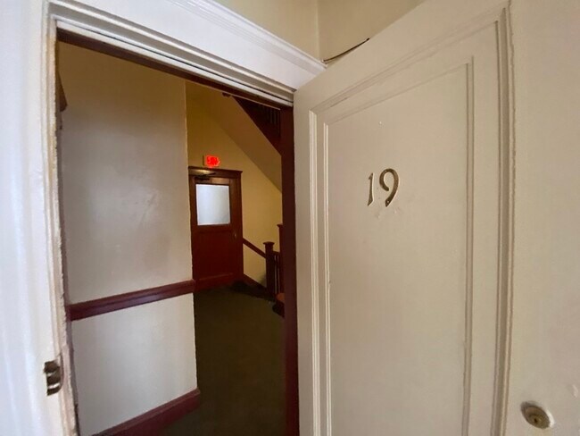 Foto del edificio - 44 Estes St