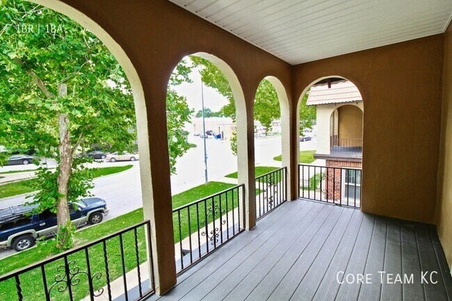 Foto del edificio - 4315 Roanoke Pkwy