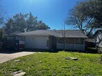 Foto principal - Great 3 bedroom, 2 bath available now