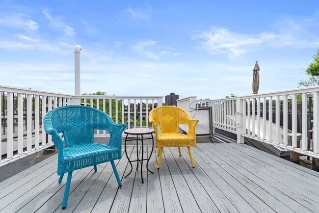 Building Photo - 97 Appleton St