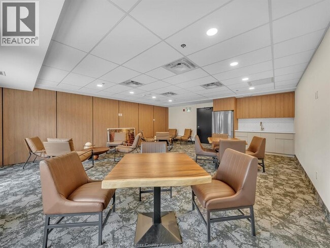 Building Photo - 11646 Tecumseh Rd E