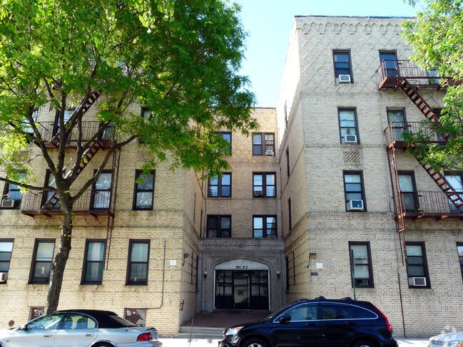 Primary Photo - 3110 Wilkinson Ave