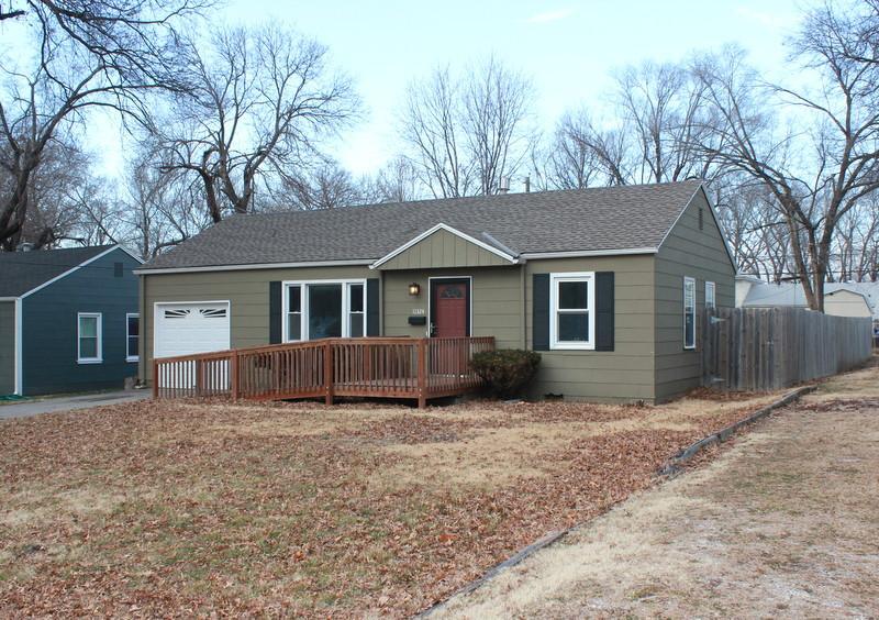 Primary Photo - 11324 W 67th Ter