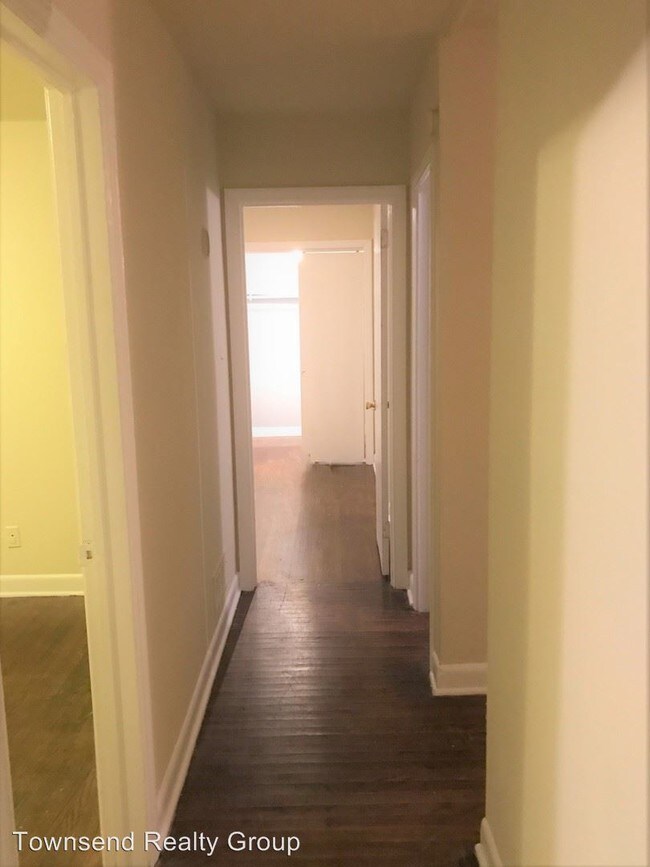 Foto del edificio - 3708 Rosehaven Dr