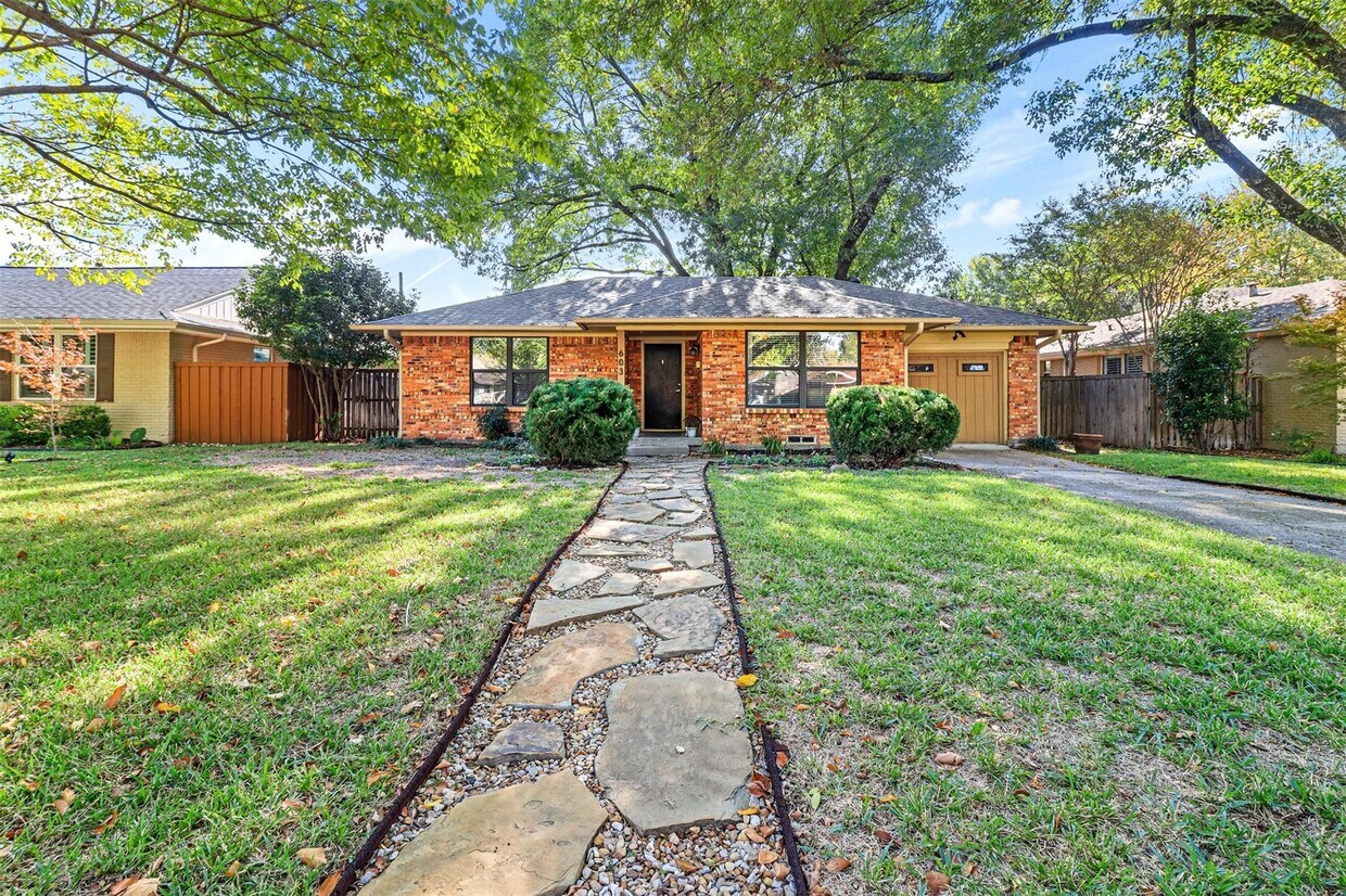 Foto principal - 603 Westwood Dr