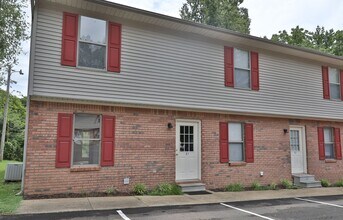 Building Photo - 148 W Peach St