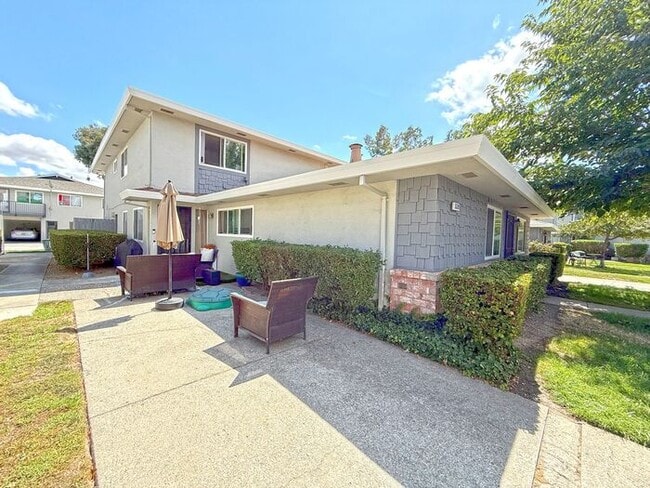 Building Photo - 5520 Tyhurst Ct