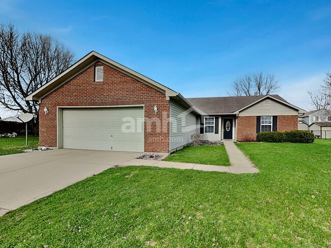 Building Photo - 571 Bay Ct N