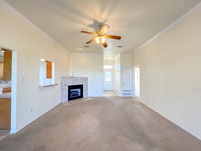 Foto del edificio - Available NOW!!!! Gorgeous 4 bedroom, 2 ba...