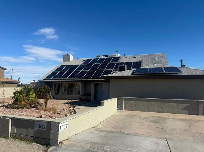 Foto del edificio - 1662 Shadow Mountain Pl