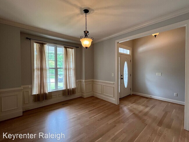 Foto del edificio - 4 br, 2.5 bath House - 332 Mill Creek Dr