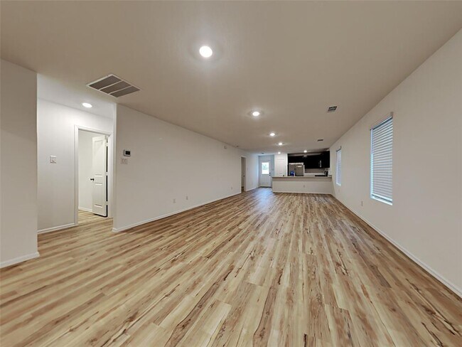 Building Photo - 22292 Stoney Ravine Dr