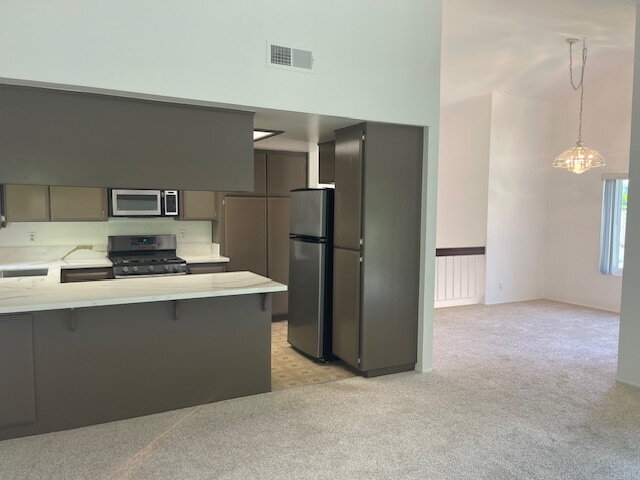 Foto del edificio - "Charming 3-Bed, 3-Bath Townhouse with Gue...
