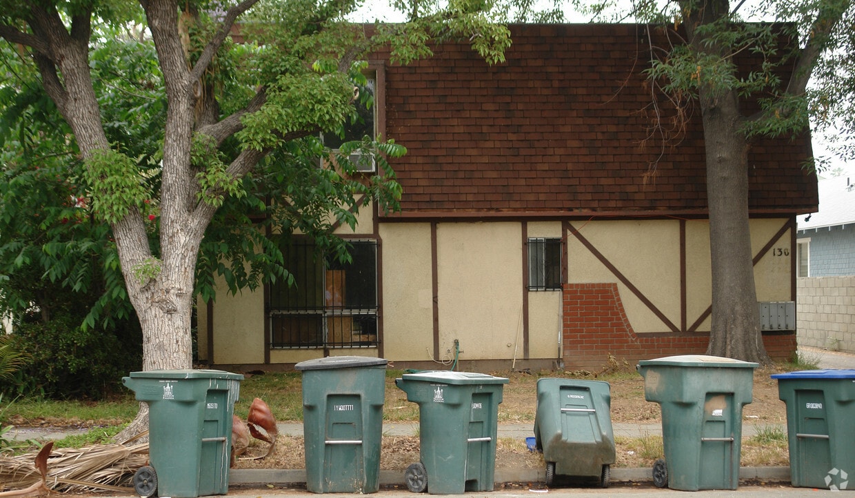 Building Photo - 130 Marion Ave