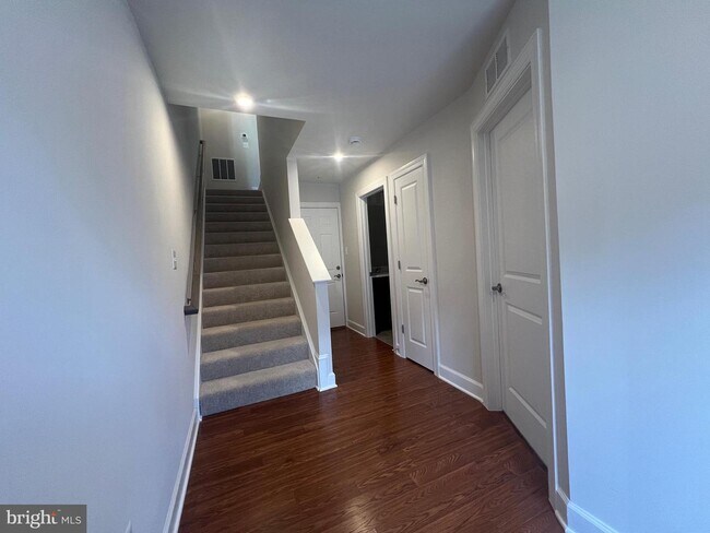 Building Photo - 3570 Stella Blue Dr