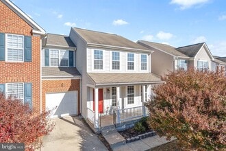 Building Photo - 103 Holmes St