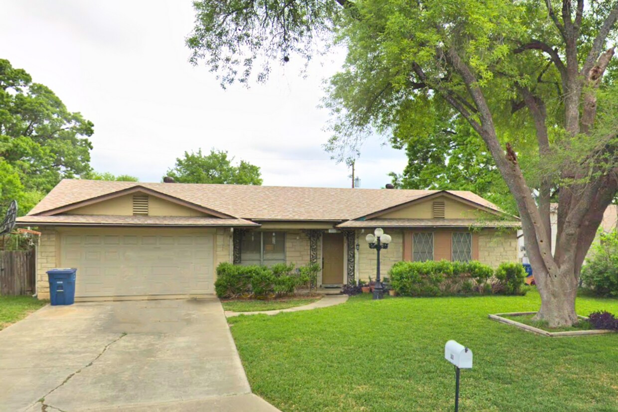 Primary Photo - Adorable remodeled home 3 bedroom 2 bath i...