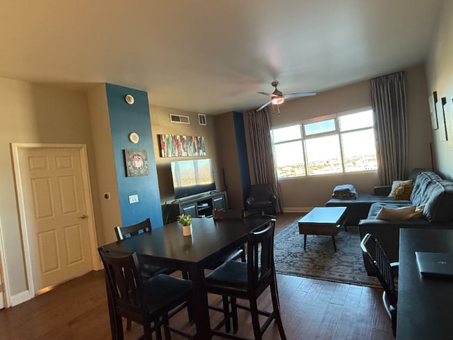 Foto del edificio - 150 Las Vegas Blvd N