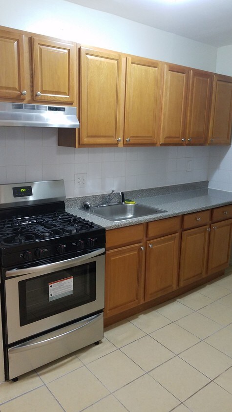 Primary Photo - 1500 St Johns Pl