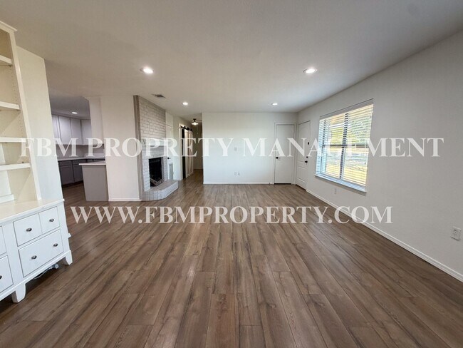 Foto del edificio - 616 E Ave East