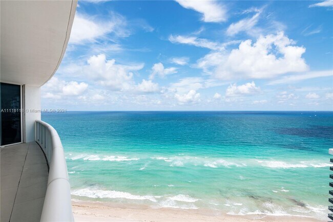 Building Photo - 2711 S Ocean Dr