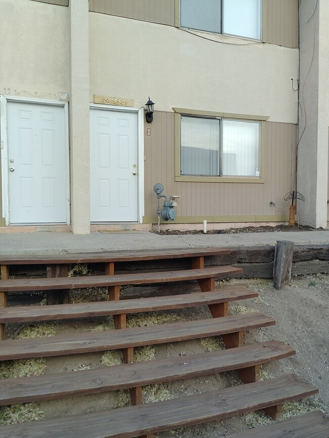 Building Photo - 12600 Copperwood Dr NE