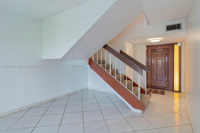 Building Photo - 3804 SW 79th Ave