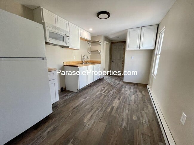 Building Photo - 1813 Price St 2nd Floor Rear