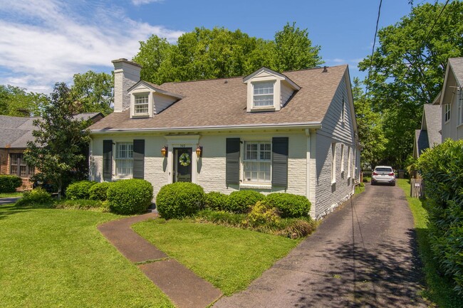 Building Photo - Charming Home in Belle Meade Links, Walkab...