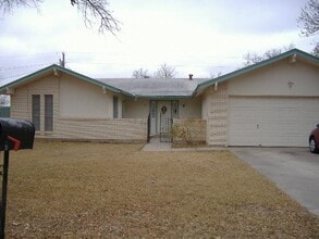 Building Photo - 219 Elizabeth Dr