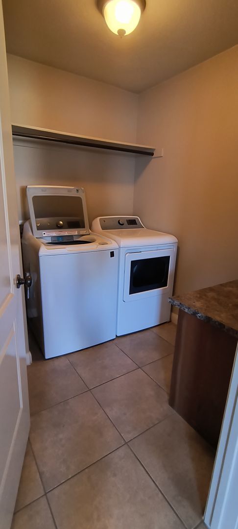 Foto del edificio - 3 bedroom 2.5 bath in Cedar Park right by IHC hospital.