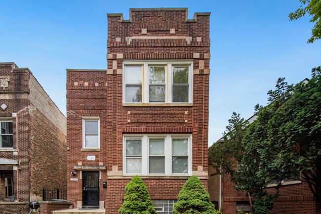 Foto del edificio - 7227 S Constance Ave